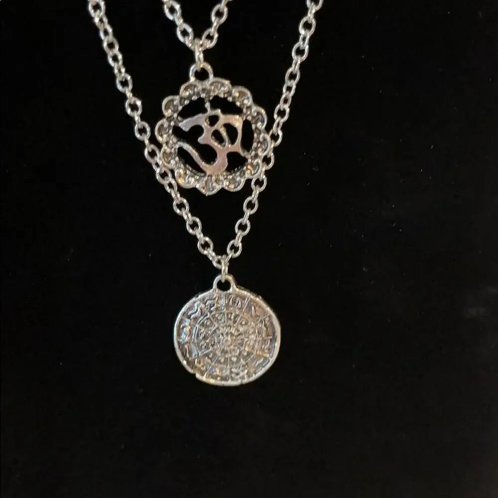 Boho Quad Mystic Moon Elephant Chain Necklace - Picture 2 of 4